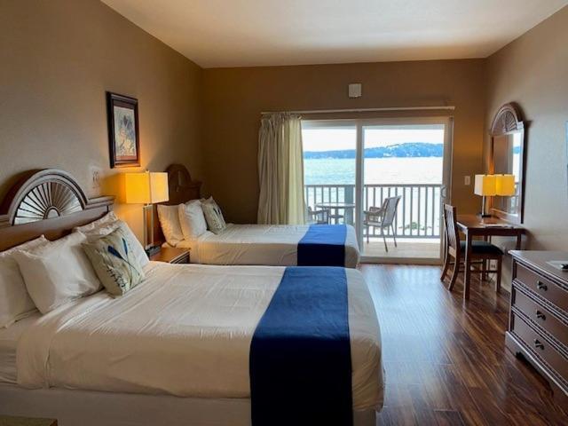 The Waterfront At Potlatch Motel Shelton Bagian luar foto